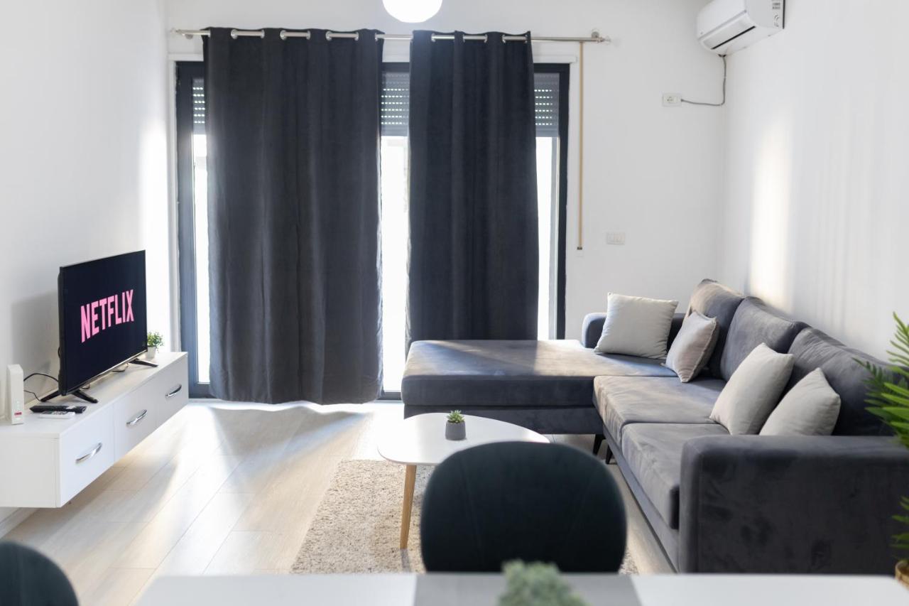 Top Bnb Tirana Appartamento *
